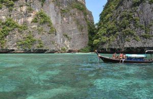 4 Enchanting Islands Near Phi Phi That Will Leave You Awe-Struck!